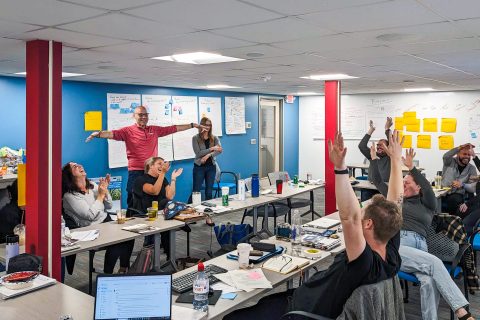 A room full of people celebrating